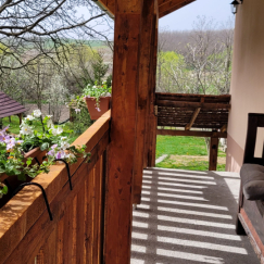 Veranda.