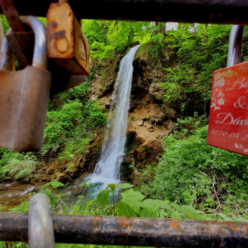 De waterval van Lillafüred.